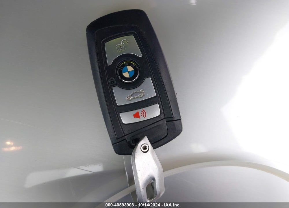 2015 BMW 528I VIN: WBA5A5C56FD517003
