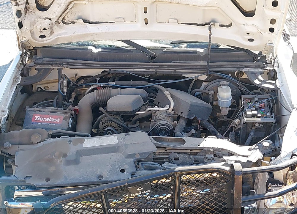 2011 CHEVROLET SILVERADO 1500 WORK TRUCK VIN: 1GCNKPEX2BZ392752