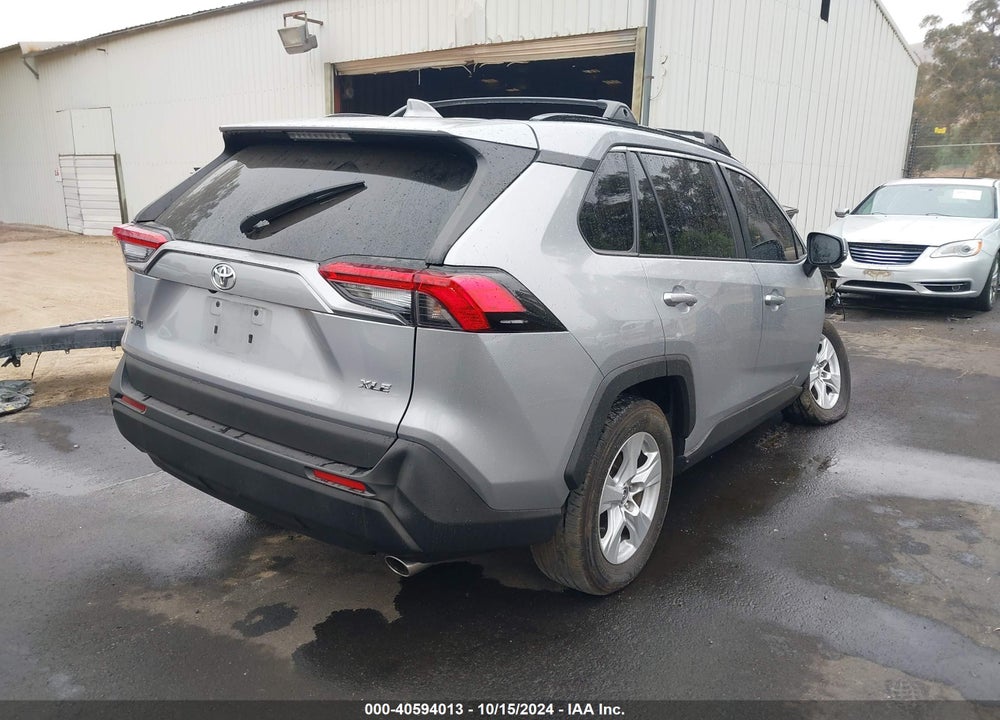 2020 TOYOTA RAV4 XLE VIN: 2T3W1RFV7LW102877