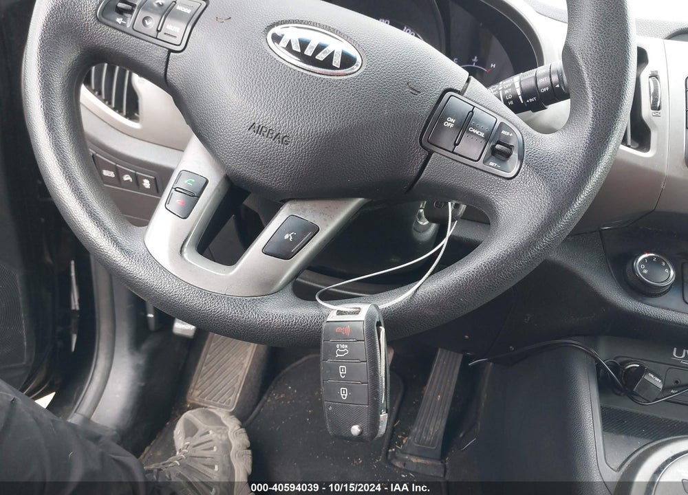 2014 KIA SPORTAGE LX VIN: KNDPB3AC2E7585018