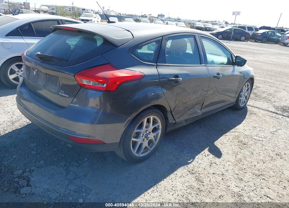 2015 FORD FOCUS SE VIN: 1FADP3K21FL340784