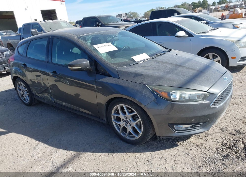 2015 FORD FOCUS SE VIN: 1FADP3K21FL340784