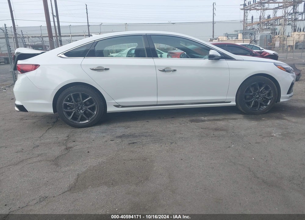 2018 HYUNDAI SONATA LIMITED 2.0T VIN: 5NPE34AB3JH664107