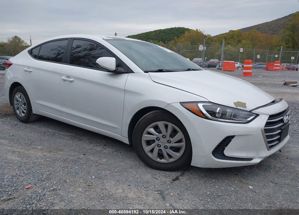 2018 HYUNDAI ELANTRA SE VIN: 5NPD74LF4JH253184