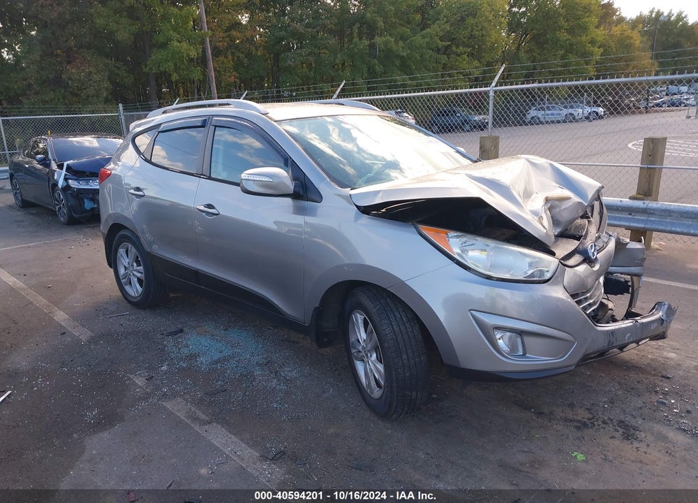 2013 HYUNDAI TUCSON GLS VIN: KM8JU3AC1DU572692