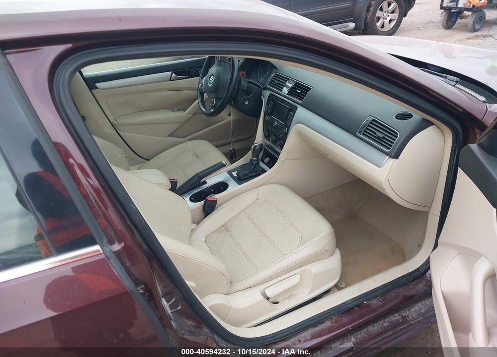 2013 VOLKSWAGEN PASSAT 2.5L SE VIN: 1VWBP7A36DC096126
