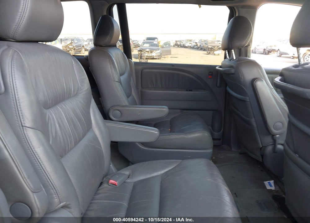 2006 HONDA ODYSSEY EX-L VIN: 5FNRL38746B078552