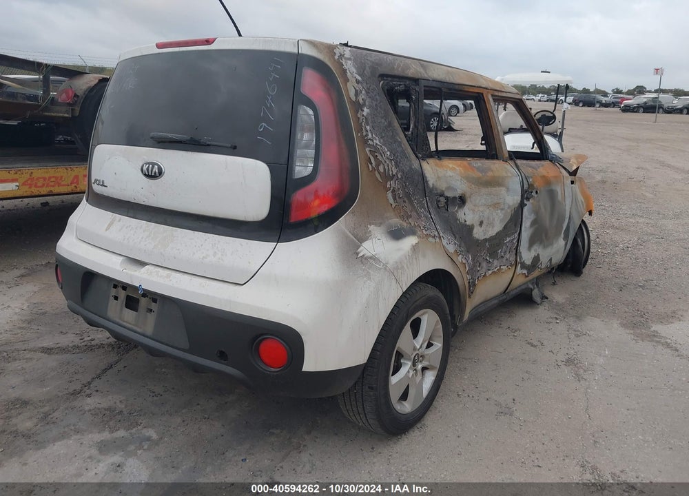 2018 KIA SOUL VIN: KNDJN2A2XJ7614256