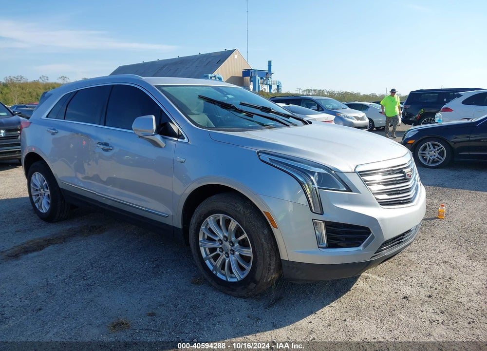 2017 CADILLAC XT5 STANDARD VIN: 1GYKNARS4HZ140607