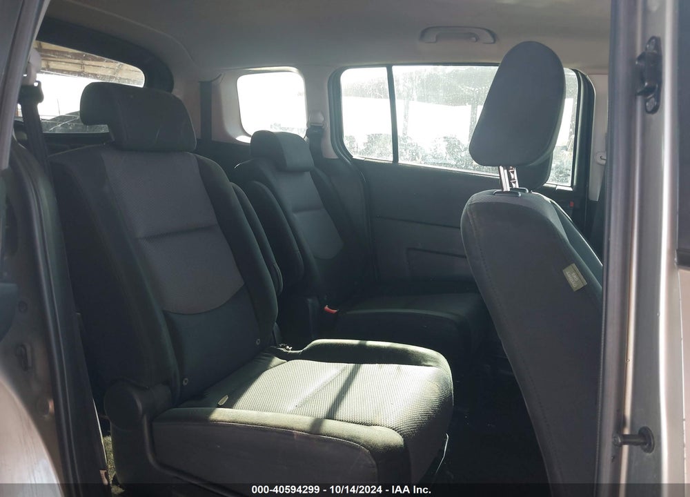 2007 MAZDA 5 TOURING VIN: JM1CR293570156265
