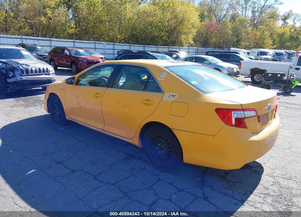 2013 TOYOTA CAMRY HYBRID LE VIN: 4T1BD1FK7DU073100