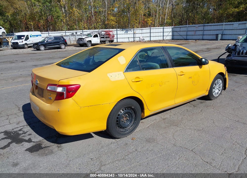 2013 TOYOTA CAMRY HYBRID LE VIN: 4T1BD1FK7DU073100