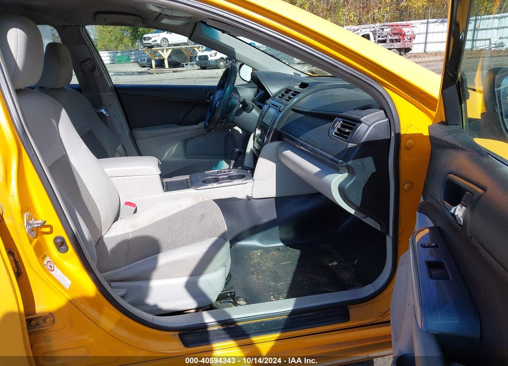 2013 TOYOTA CAMRY HYBRID LE VIN: 4T1BD1FK7DU073100