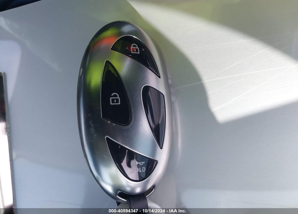 2024 HYUNDAI SONATA HYBRID SEL VIN: KMHL34JJ8RA090178