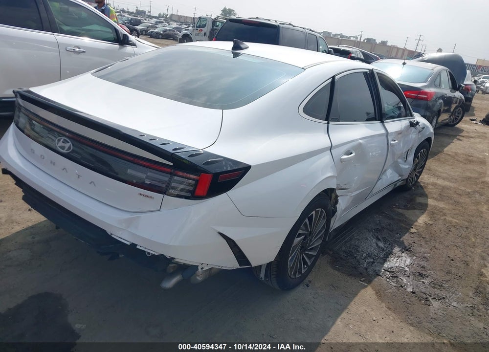 2024 HYUNDAI SONATA HYBRID SEL VIN: KMHL34JJ8RA090178