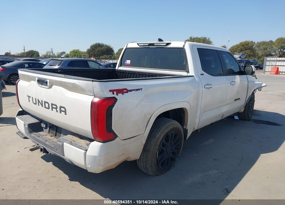 2024 TOYOTA TUNDRA SR5 VIN: 5TFLA5ABXRX032871