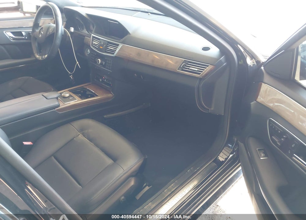 2011 MERCEDES-BENZ E 350 VIN: WDDHF5GB9BA453865
