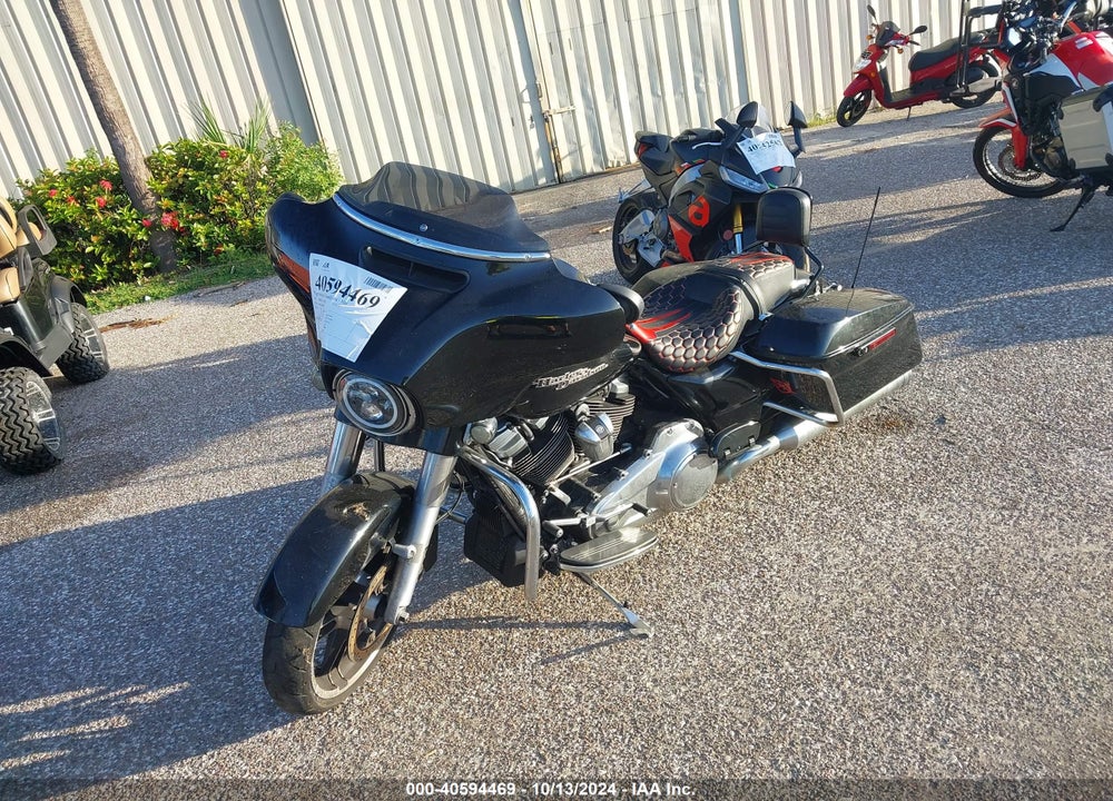 2017 HARLEY-DAVIDSON FLHXS STREET GLIDE SPECIAL VIN: 1HD1KRC16HB659965