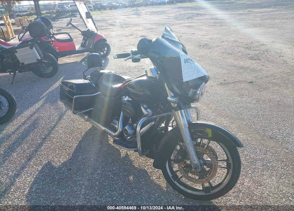 2017 HARLEY-DAVIDSON FLHXS STREET GLIDE SPECIAL VIN: 1HD1KRC16HB659965