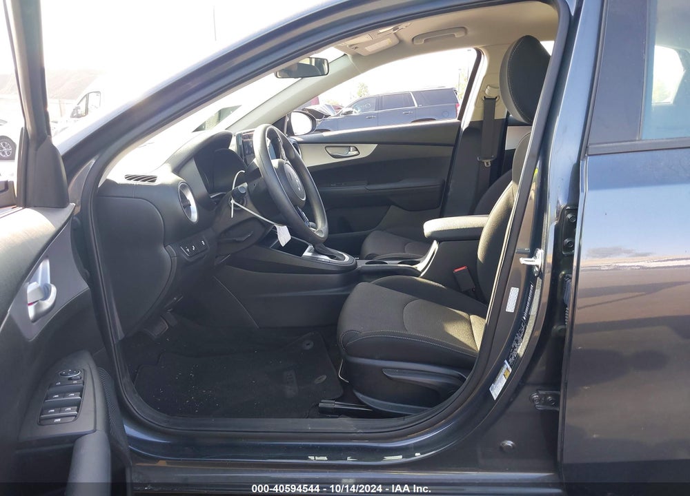 2024 KIA FORTE LXS VIN: 3KPF24AD0RE721548
