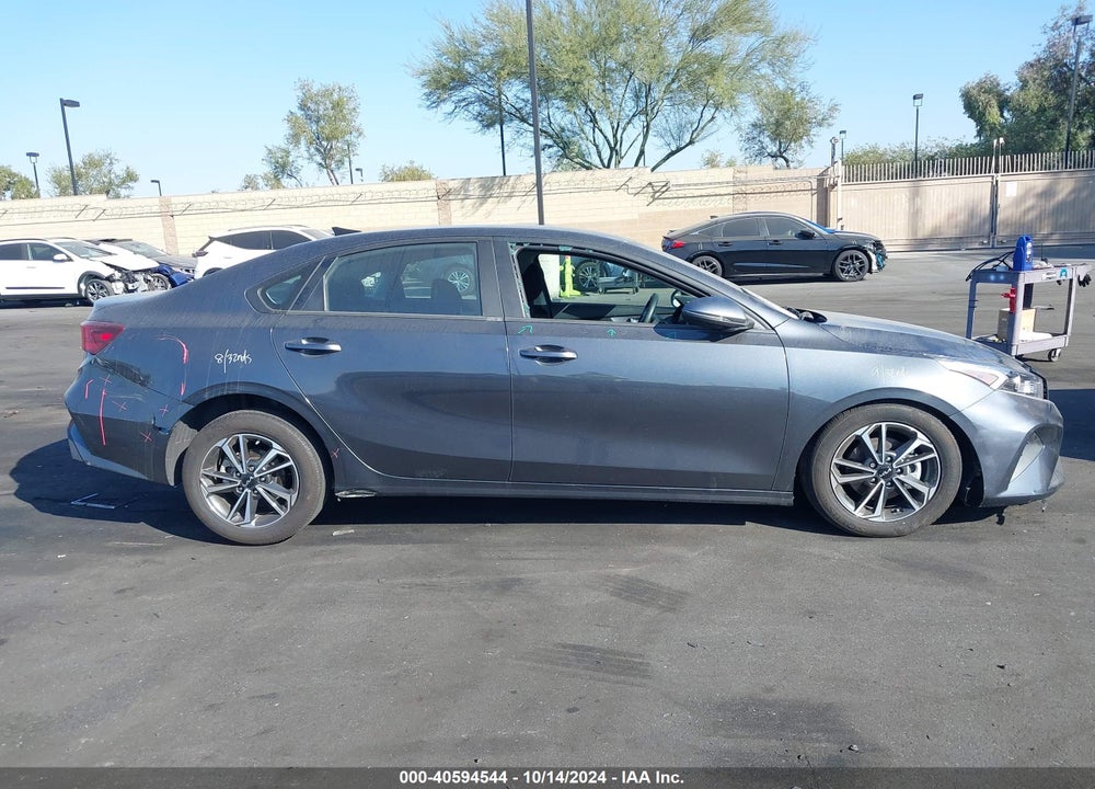 2024 KIA FORTE LXS VIN: 3KPF24AD0RE721548