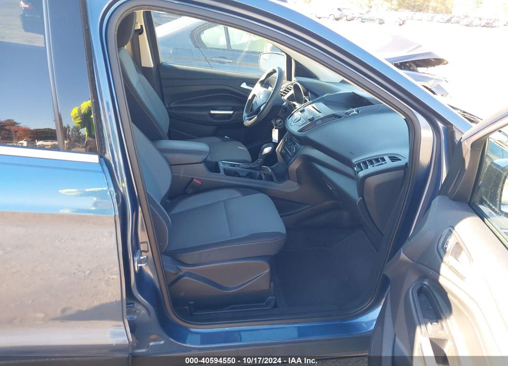 2018 FORD ESCAPE SE VIN: 1FMCU9GD9JUB82611