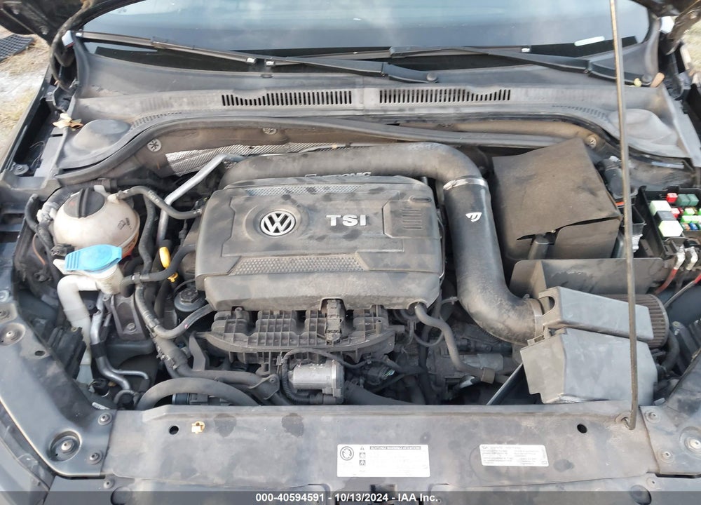 2017 VOLKSWAGEN JETTA GLI VIN: 3VW4T7AJ2HM215247