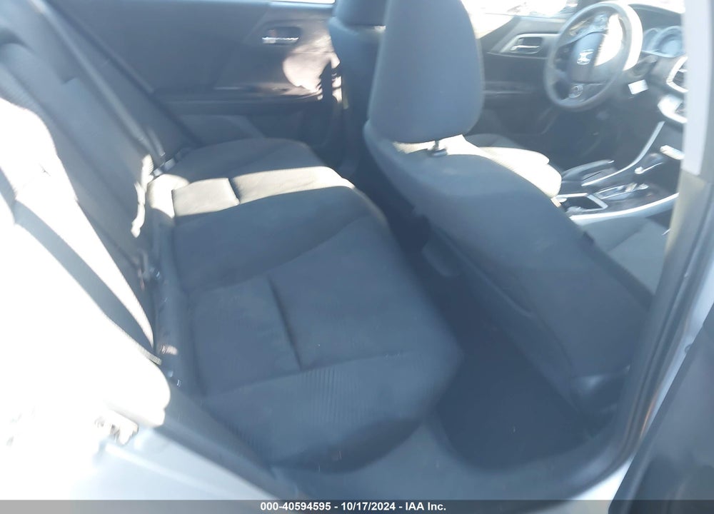 2015 HONDA ACCORD LX VIN: 1HGCR2F34FA070802