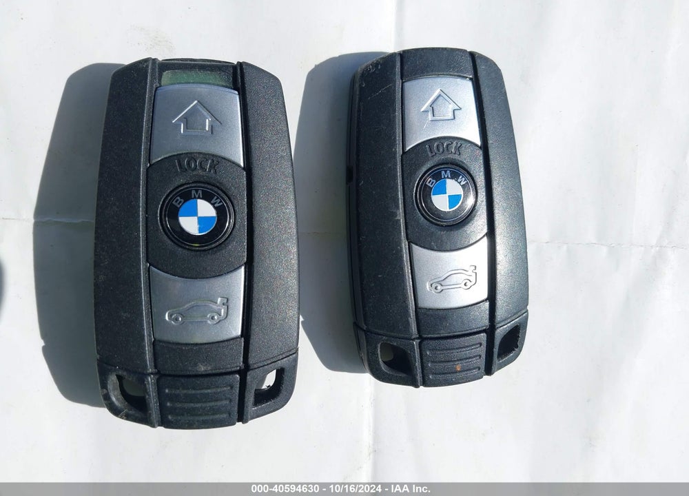 2007 BMW 525XI VIN: WBANF33567CW70428