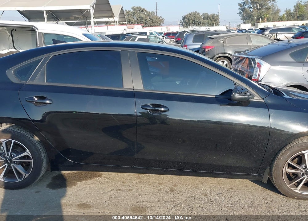 2023 KIA FORTE LXS VIN: 3KPF24AD6PE687130