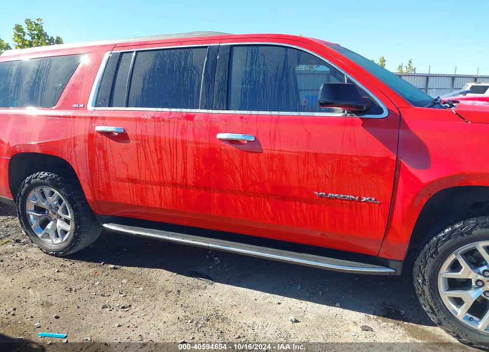 2017 GMC YUKON XL SLE VIN: 1GKS2FKC4HR260376