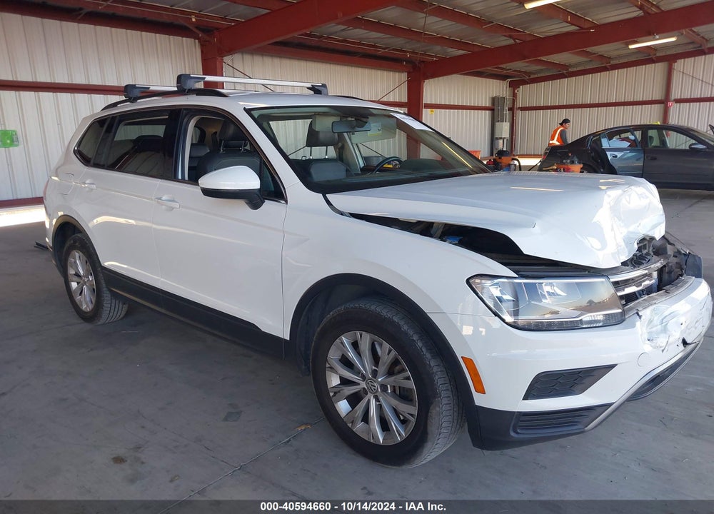 2019 VOLKSWAGEN TIGUAN 2.0T SE/2.0T SEL/2.0T SEL R-LINE/2.0T SEL R-LINE BLACK VIN: 3VV2B7AX1KM013560