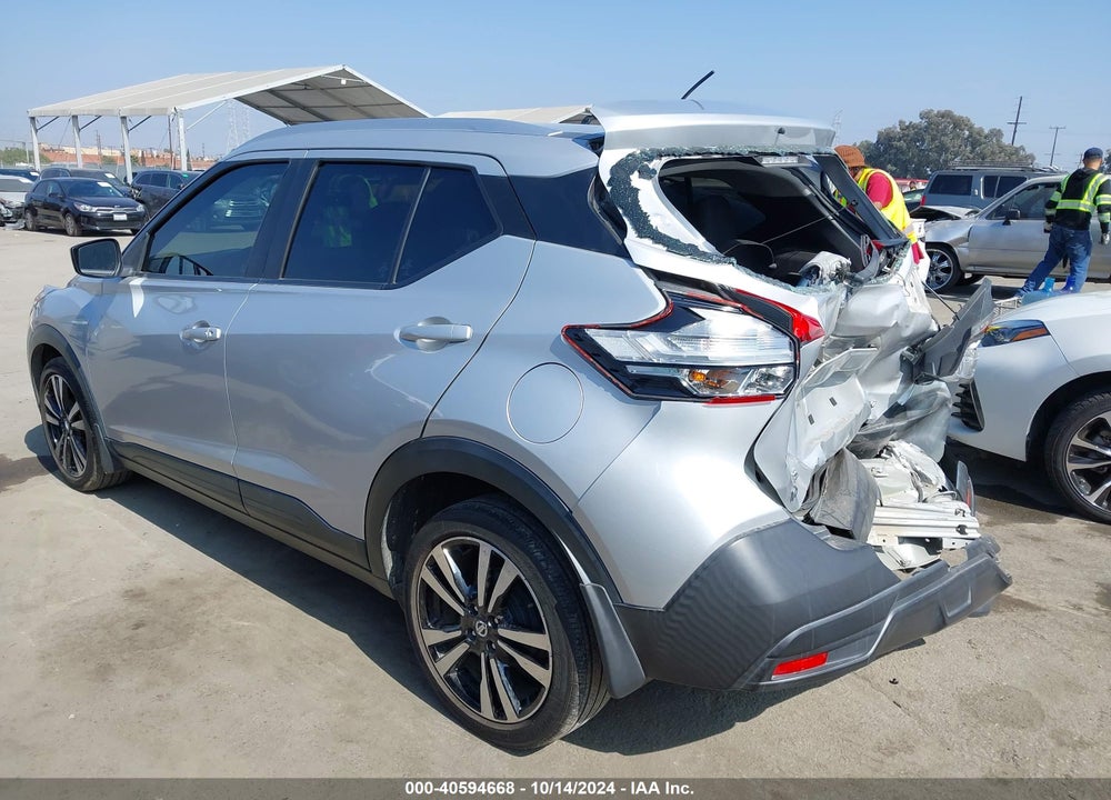 2019 NISSAN KICKS SV VIN: 3N1CP5CU1KL564592