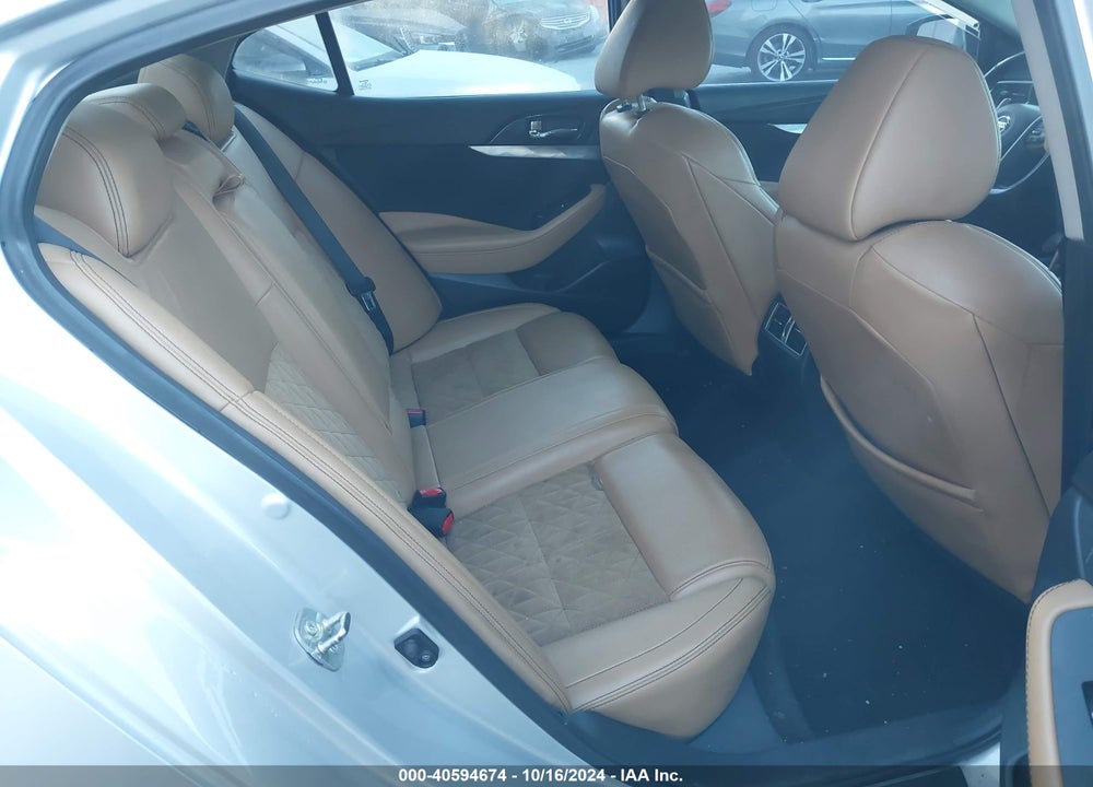 2016 NISSAN MAXIMA 3.5 SR VIN: 1N4AA6AP3GC390252