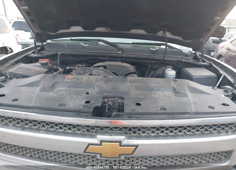 2013 CHEVROLET SILVERADO 1500 LT VIN: 1GCRCSE02DZ136666