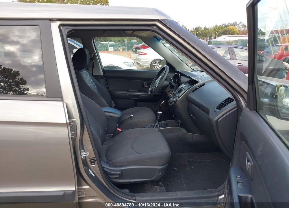 2011 KIA SOUL VIN: KNDJT2A22B7231497