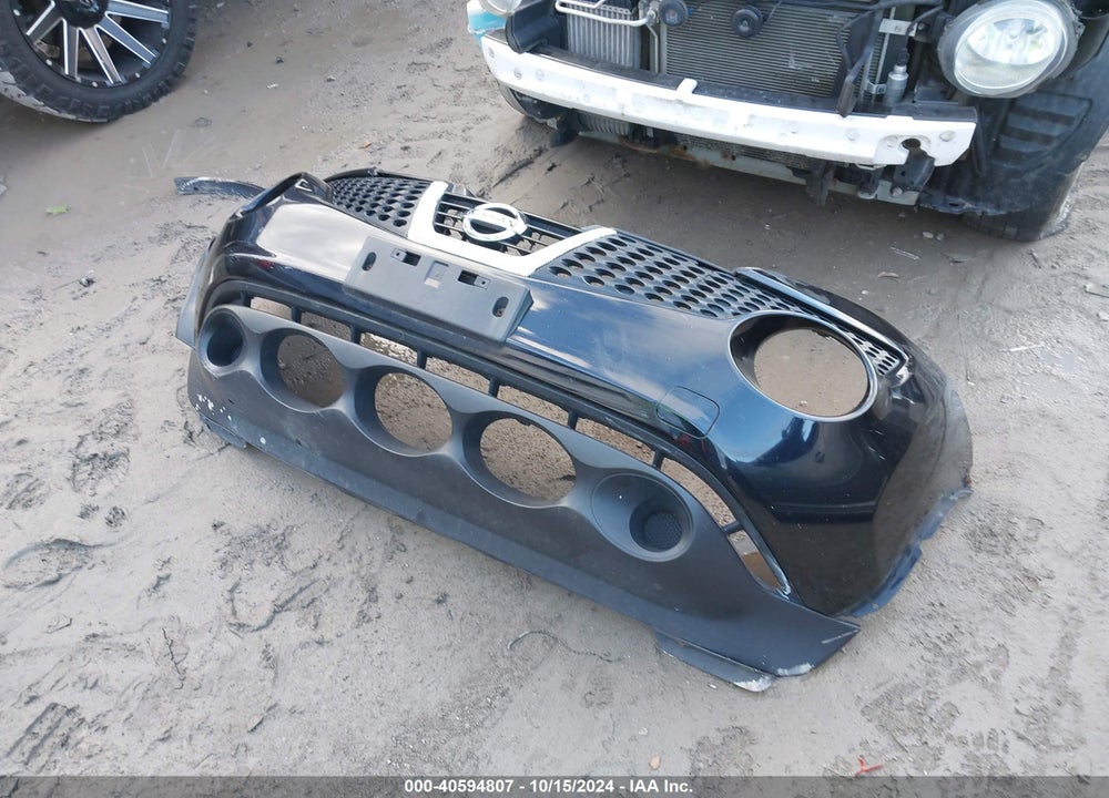 2011 NISSAN JUKE SV VIN: JN8AF5MR2BT023701