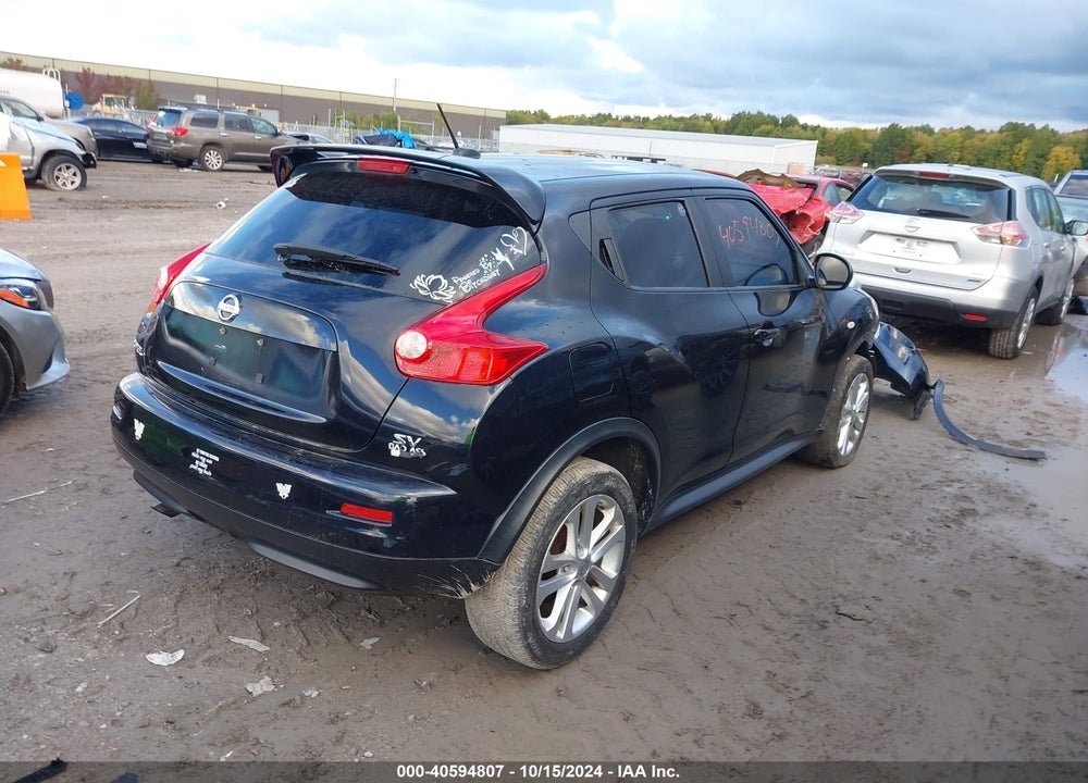 2011 NISSAN JUKE SV VIN: JN8AF5MR2BT023701