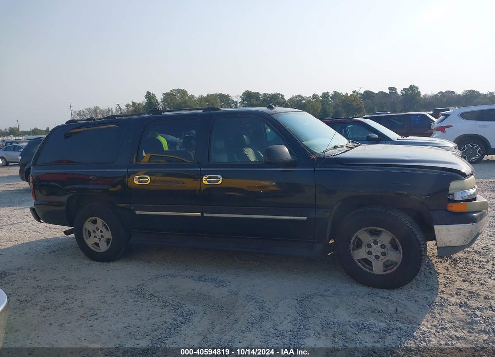 2004 CHEVROLET SUBURBAN 1500 LT VIN: 3GNEC16Z94G326784