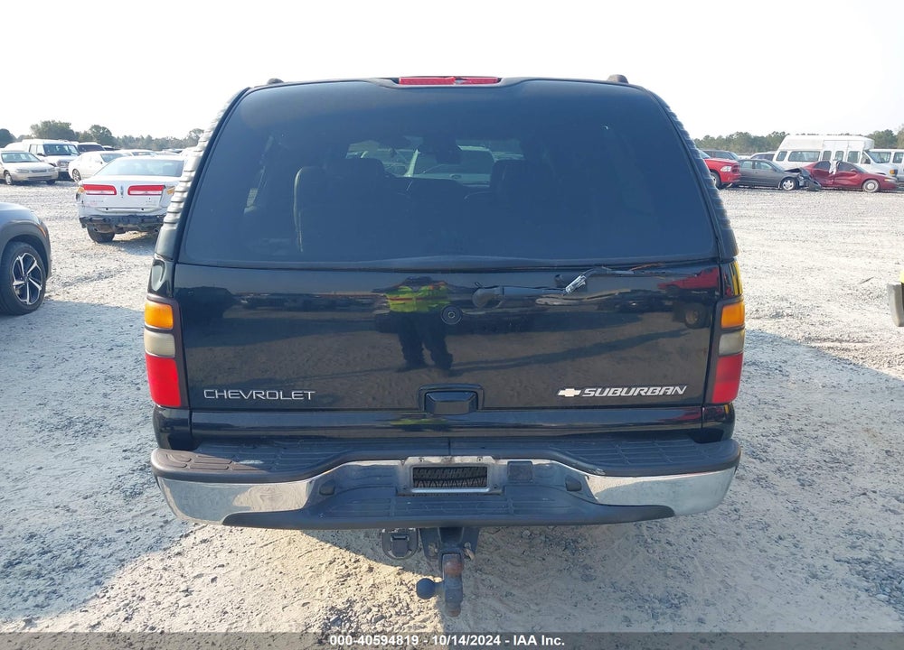 2004 CHEVROLET SUBURBAN 1500 LT VIN: 3GNEC16Z94G326784