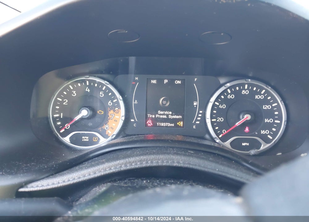 2016 JEEP RENEGADE LATITUDE VIN: ZACCJBBT8GPE00311