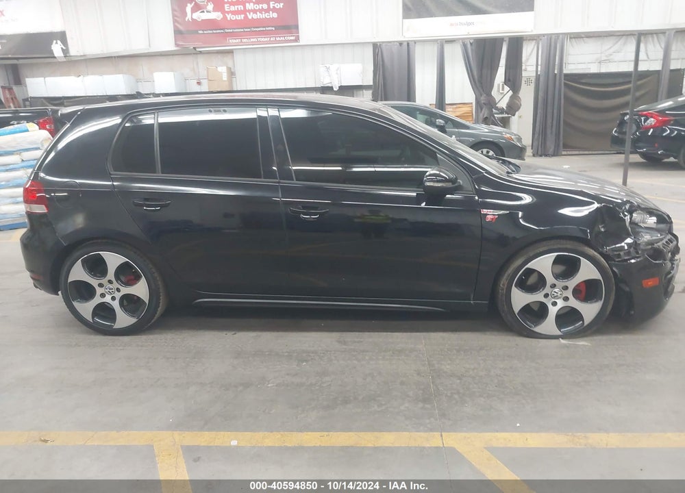 2013 VOLKSWAGEN GTI 4-DOOR VIN: WVWHD7AJ8DW121465