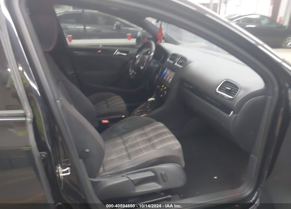 2013 VOLKSWAGEN GTI 4-DOOR VIN: WVWHD7AJ8DW121465