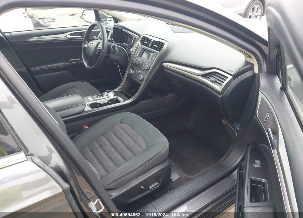 2017 FORD FUSION HYBRID SE VIN: 3FA6P0LU2HR384854