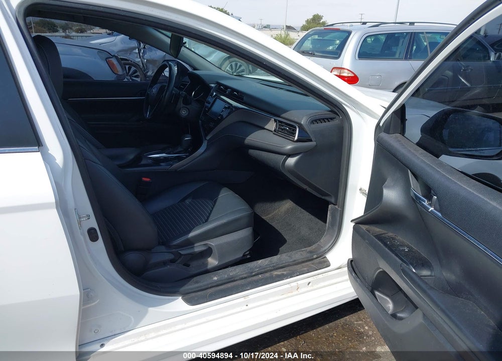 2019 TOYOTA CAMRY SE VIN: 4T1B11HK2KU187136