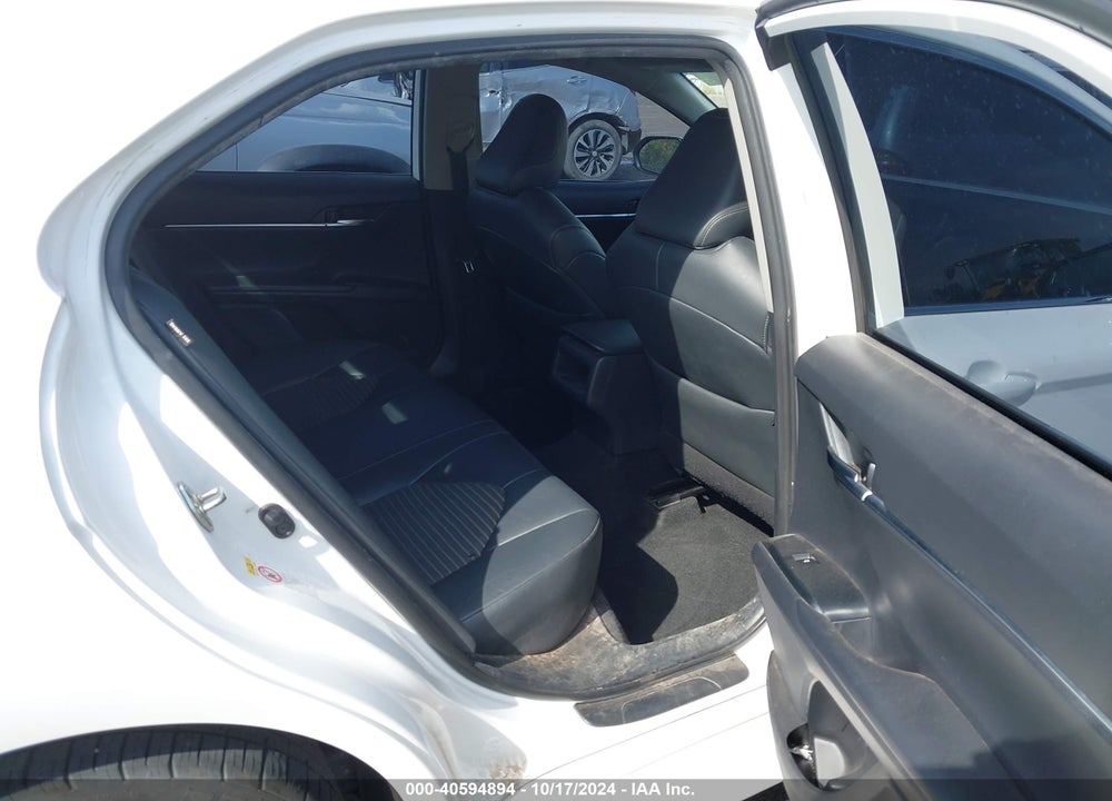 2019 TOYOTA CAMRY SE VIN: 4T1B11HK2KU187136