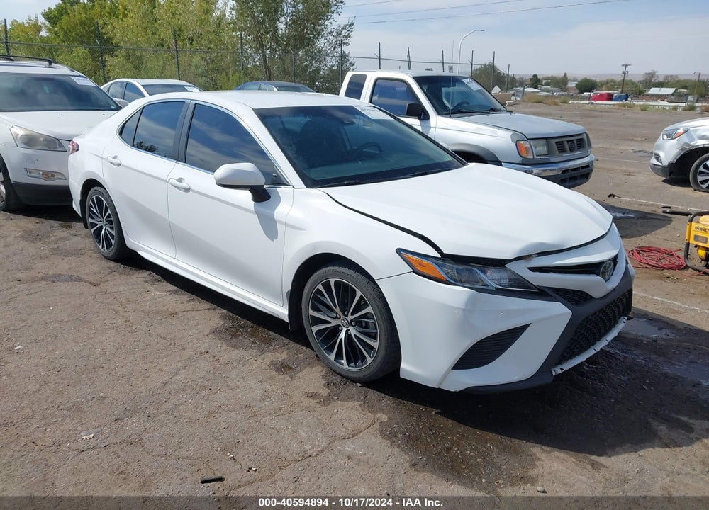 2019 TOYOTA CAMRY SE VIN: 4T1B11HK2KU187136