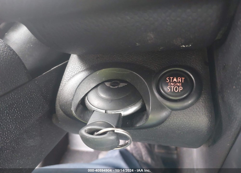 2015 MINI COUNTRYMAN COOPER S VIN: WMWZC3C53FWT03199