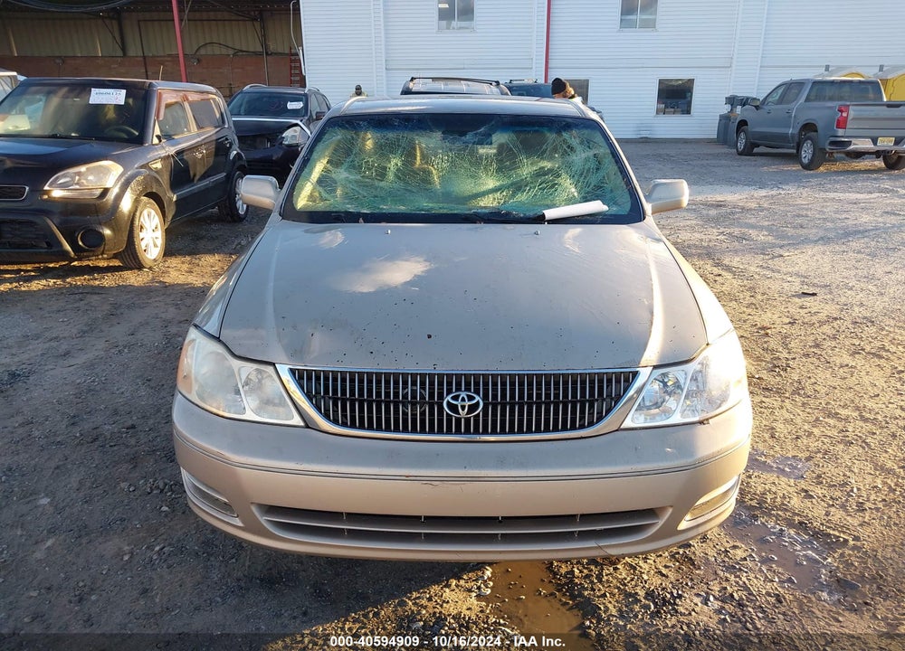 2000 TOYOTA AVALON XL VIN: 4T1BF28B8YU007688