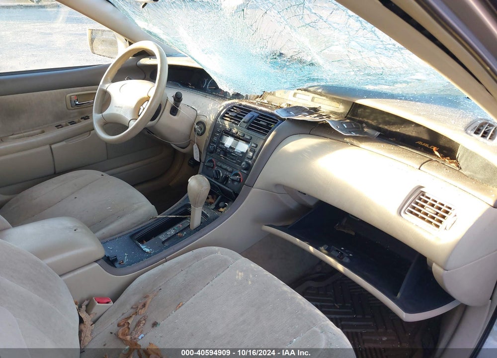 2000 TOYOTA AVALON XL VIN: 4T1BF28B8YU007688
